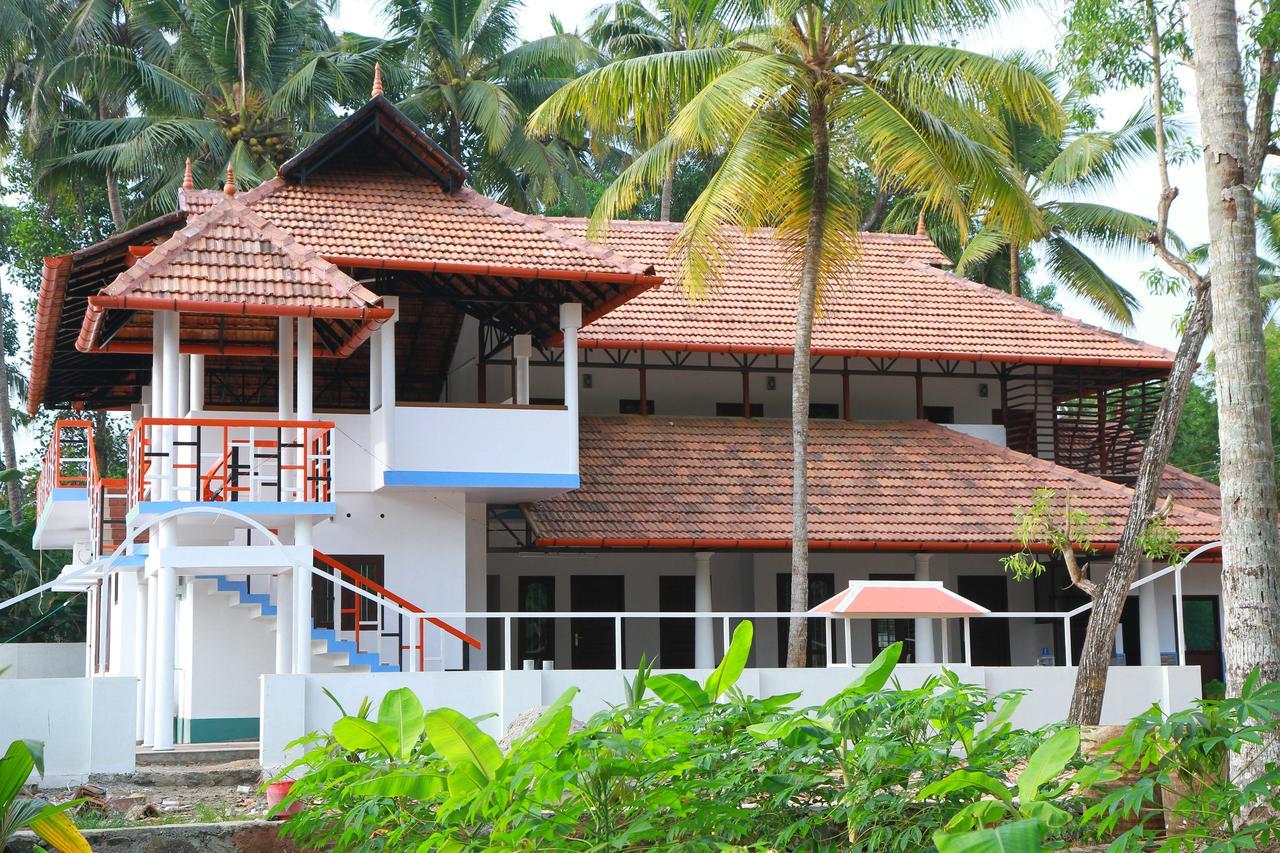 Chaandhni Lake View Hotel Alappuzha Kültér fotó