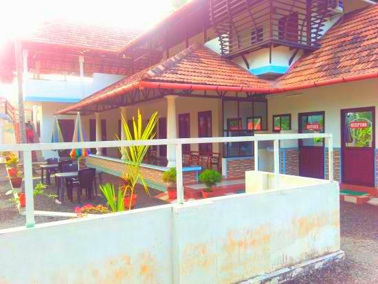 Chaandhni Lake View Hotel Alappuzha Kültér fotó